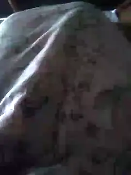 Snapshot of African_Masked_Couple chatting on January 3, 2025, 4:44 am African Masked Couple online show from January 3, 2025, 4:44 am