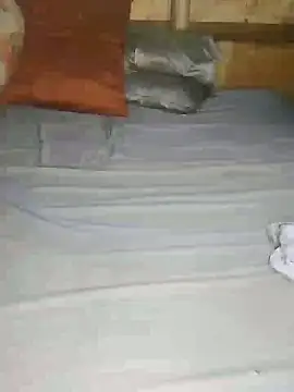 Snapshot of African_Masked_Couple chatting on January 7, 2025, 5:33 am African Masked Couple online show from January 7, 2025, 5:33 am