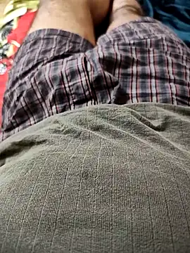 Snapshot of Maxpor77 chatting on February 6, 2026, 2:16 am Maxpor77 online show from February 6, 2026, 2:16 am