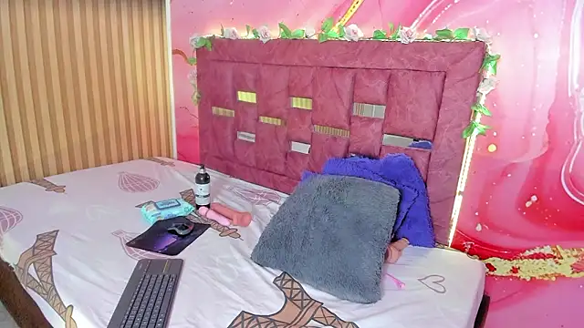 Snapshot of Daisy__rose chatting on February 17, 2026, 3:14 am Daisy rose online show from February 17, 2026, 3:14 am