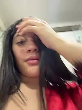 RileySkye online show from August 6, 2026, 4:14 am