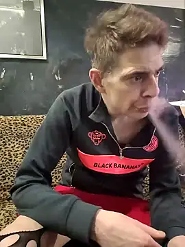 Snapshot of Doggyray44 chatting on February 1, 2025, 4:35 am Doggyray44 online show from February 1, 2025, 4:35 am