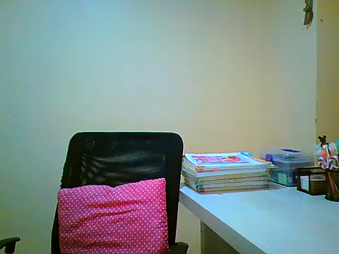 maliamiller online show from February 12, 2026, 6:14 pm