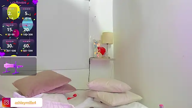  ashleymiller online show from March 11, 2025, 2:21 am