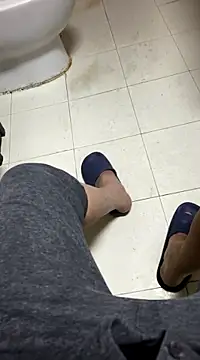 huzi518 online show from March 2, 2025, 4:10 pm