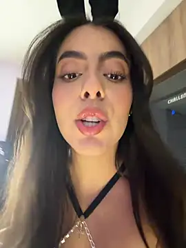 DakotaShelby online show from June 12, 2026, 11:35 pm