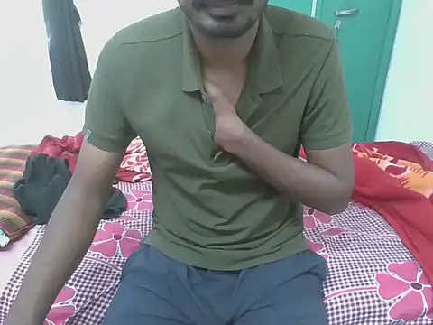 Snapshot of hot_dark_chocolate08 chatting on November 29, 2025, 5:43 am hot dark chocolate08 online show from November 29, 2025, 5:43 am