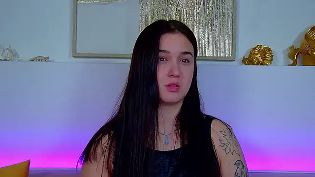 ChristinaMilton online show from November 17, 2025, 6:35 pm