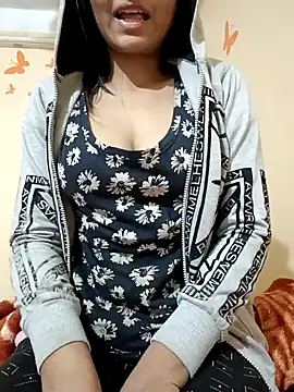 Snapshot of Sanaya_7 chatting on December 25, 2024, 7:46 am Sanaya 7 online show from December 25, 2024, 7:46 am