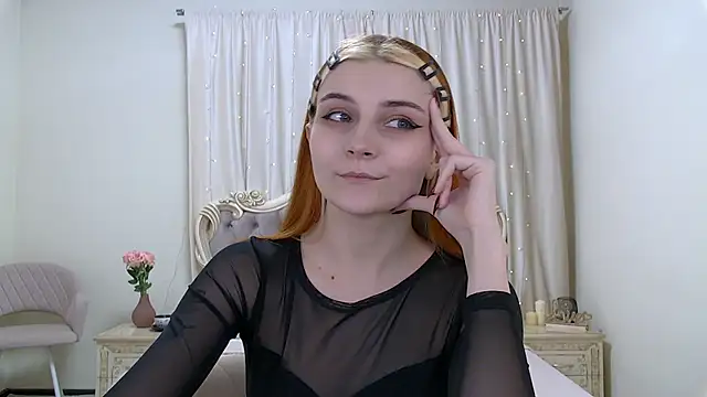 KellyStone online show from March 21, 2025, 4:07 pm