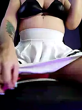 aura-baker online show from February 11, 2025, 3:51 pm