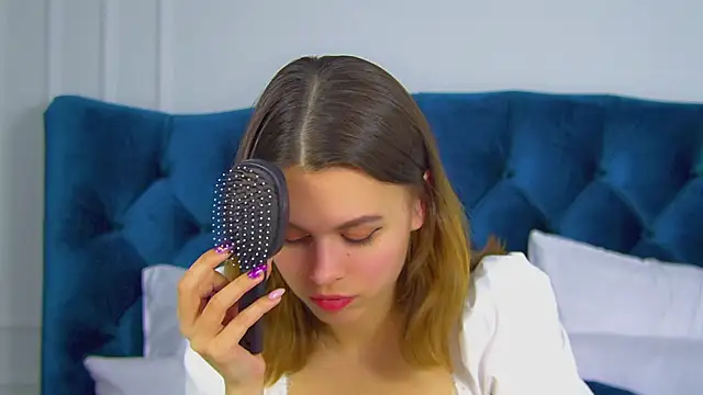 Snapshot of PollyLanders chatting on March 23, 2025, 4:27 am PollyLanders online show from March 23, 2025, 4:27 am