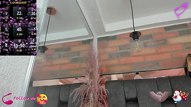 JESSYCORTES online show from December 5, 2025, 3:41 pm