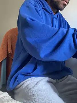 Lucascacaca online show from February 2, 2026, 1:10 pm