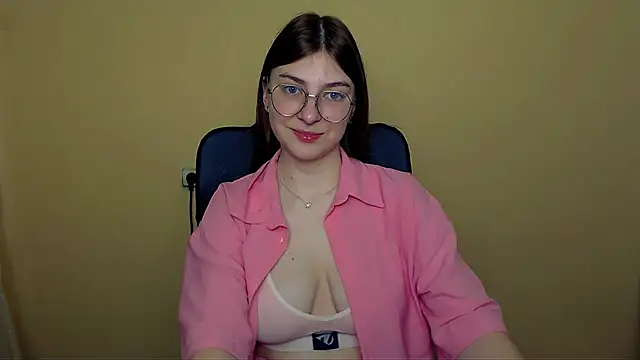 Luna Lush  online show from March 30, 2026, 8:26 am