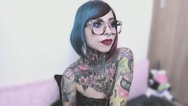 NikkiRamone online show from September 24, 2025, 10:46 pm