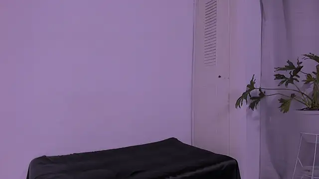 Miiafoxxx online show from October 25, 2025, 2:19 am