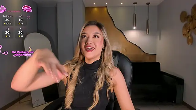 RebeccaHudson online show from March 25, 2026, 7:42 pm