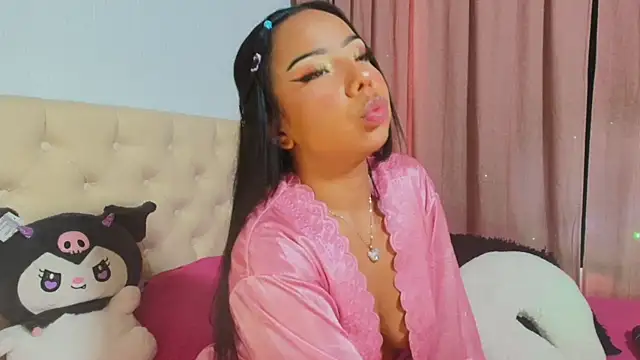 DafneMillers online show from February 20, 2025, 4:36 pm