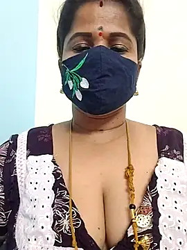 gaurika18 online show from June 13, 2026, 2:48 pm