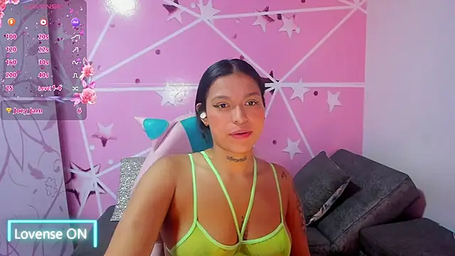 samantha simur online show from December 6, 2024, 5:42 am