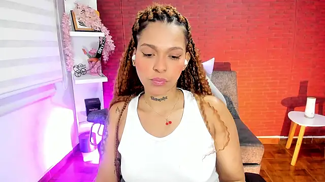 samantha simur online show from February 8, 2025, 5:29 am