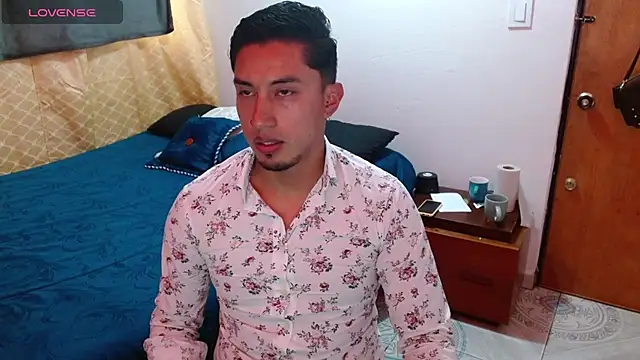 Snapshot of Davixx258 chatting on February 24, 2026, 10:19 pm Davixx258 online show from February 24, 2026, 10:19 pm