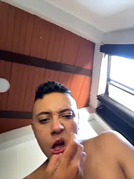  PhillipBrown online show from September 9, 2025, 2:05 pm