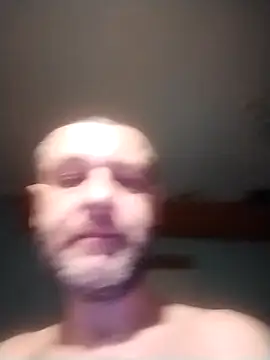 Andrzej-M online show from April 6, 2026, 2:20 am