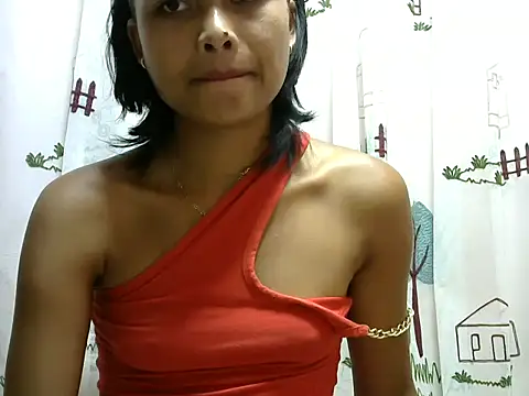 Snapshot of Rakonalie chatting on January 4, 2025, 12:05 pm Rakonalie online show from January 4, 2025, 12:05 pm