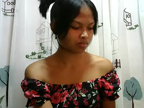 Snapshot of Rakonalie chatting on February 6, 2025, 10:26 am Rakonalie online show from February 6, 2025, 10:26 am