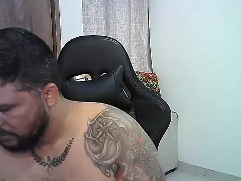 Snapshot of tupapito00 chatting on March 27, 2026, 5:01 pm tupapito00 online show from March 27, 2026, 5:01 pm