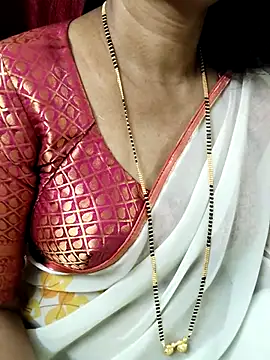 Snapshot of anuradha1432 chatting on September 8, 2025, 2:16 pm anuradha1432 online show from September 8, 2025, 2:16 pm