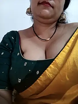 Nyra-23 online show from March 1, 2026, 10:28 am