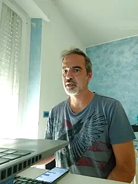 Snapshot of Marcolino183 chatting on September 12, 2025, 8:58 am Marcolino183 online show from September 12, 2025, 8:58 am