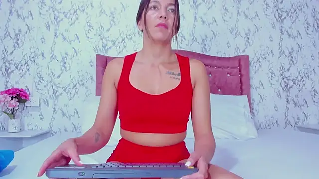 Snapshot of Mia_Malkovaa_ chatting on February 18, 2026, 5:31 pm Mia Malkovaa online show from February 18, 2026, 5:31 pm