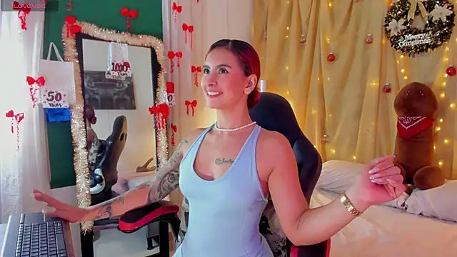 Sophiee Hill online show from January 7, 2026, 6:05 am