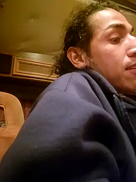 LargeDominoes online show from March 22, 2026, 9:23 am