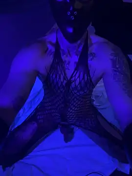 LuggiJack online show from November 15, 2025, 4:43 am