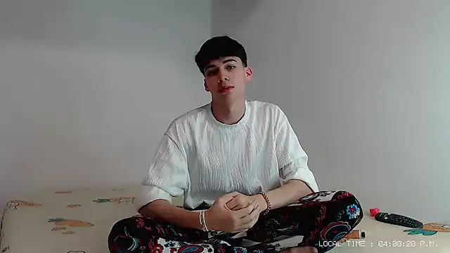 Snapshot of seth_ryder_ chatting on March 6, 2025, 9:09 pm seth ryder  online show from March 6, 2025, 9:09 pm