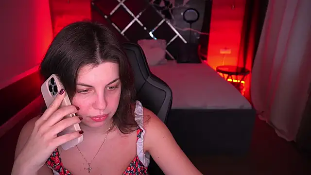 MirandaWong online show from October 24, 2025, 5:26 am