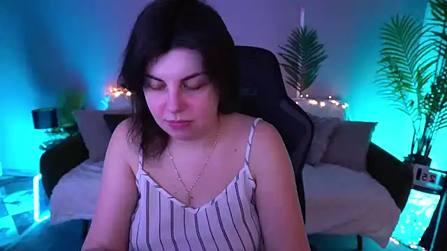 MirandaWong online show from March 26, 2026, 6:19 am