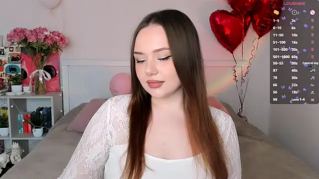 Snapshot of LittleKiitten chatting on May 24, 2026, 2:55 pm LittleKiitten online show from May 24, 2026, 2:55 pm
