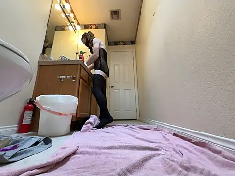 Johndoe2292 online show from February 28, 2026, 8:32 pm