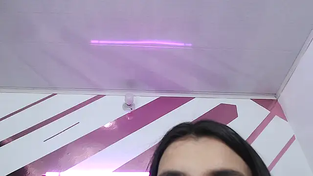 Kitten Hot  online show from February 17, 2026, 3:14 am