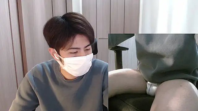 Snapshot of ryota_kkk chatting on March 19, 2026, 11:25 am ryota kkk online show from March 19, 2026, 11:25 am