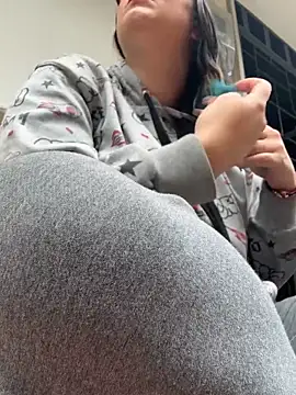 Soe Lara online show from December 18, 2025, 12:55 pm