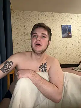 Family-Mm1 online show from December 1, 2024, 5:13 pm