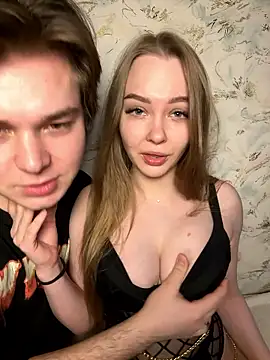 Family-Mm1 online show from January 10, 2026, 6:48 am