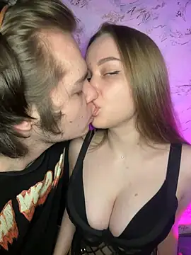 Family-Mm1 online show from March 12, 2026, 9:59 am